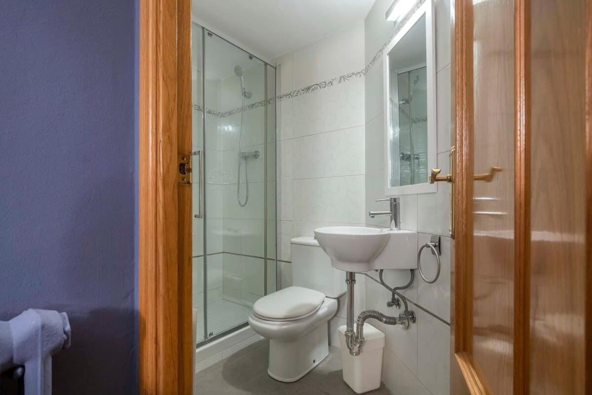 Apartament Comfy 4bd-2bth With Terrace In Plaza Espana